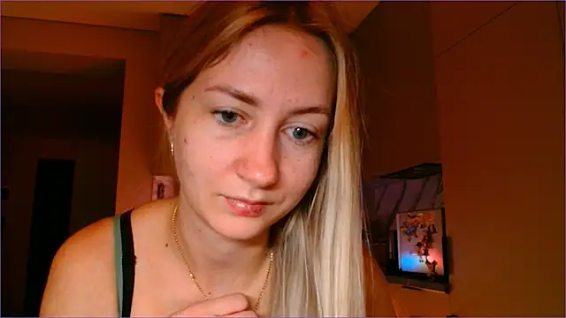 BluueSilk online show from December 15, 2025, 6:06 am