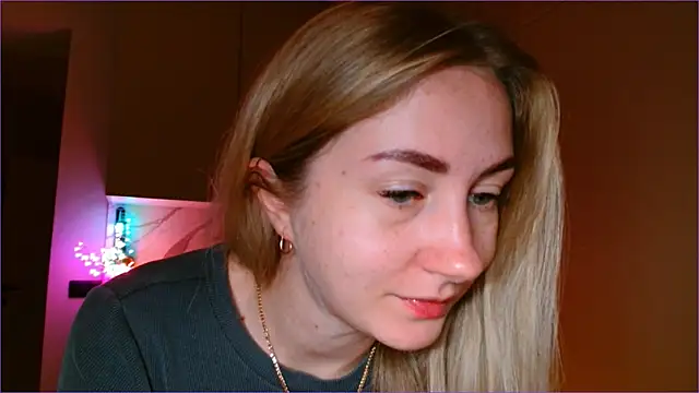 BluueSilk online show from February 6, 2026, 6:40 am