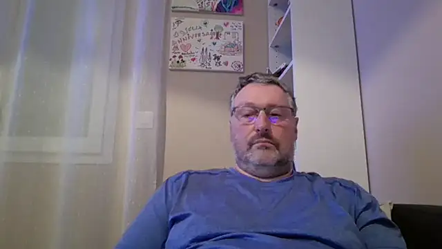 Snapshot of doudou310 chatting on February 24, 2026, 5:16 am doudou310 online show from February 24, 2026, 5:16 am