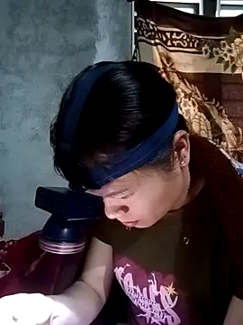 Snapshot of l_kiss chatting on February 18, 2026, 1:12 am l kiss online show from February 18, 2026, 1:12 am