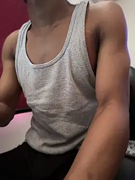 vexahleah online show from April 10, 2026, 4:44 pm