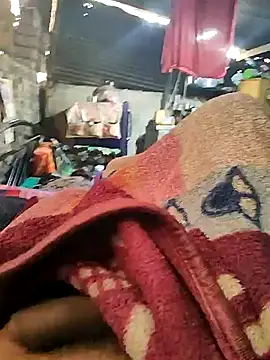 Snapshot of crazyxy12 chatting on February 16, 2026, 9:38 am crazyxy12 online show from February 16, 2026, 9:38 am