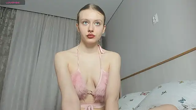 Snapshot of muse_mi chatting on February 16, 2026, 2:02 pm muse mi online show from February 16, 2026, 2:02 pm