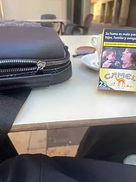 Snapshot of sifoubba91 chatting on April 5, 2026, 11:51 am sifoubba91 online show from April 5, 2026, 11:51 am