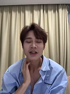 Snapshot of SM_004 chatting on March 12, 2026, 10:10 am SM 004 online show from March 12, 2026, 10:10 am