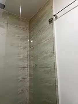 vicky ney online show from February 5, 2025, 1:26 am