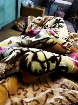 sudip999999 online show from February 1, 2026, 6:50 pm