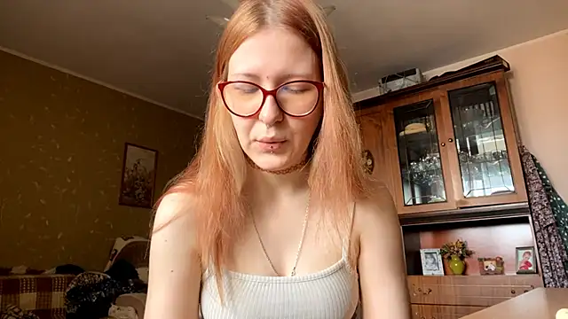 LaureenVielma online show from March 7, 2026, 7:16 am