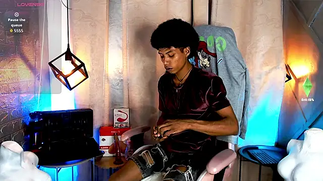 Walkers05 online show from March 31, 2026, 11:27 pm