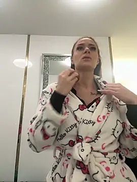 Snapshot of AmeelliaRose chatting on February 28, 2026, 7:04 pm AmeelliaRose online show from February 28, 2026, 7:04 pm