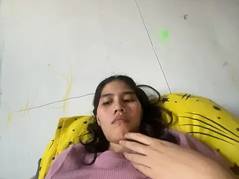 Sweetiebabe25 online show from June 7, 2026, 4:38 am