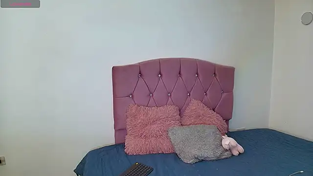 Kalyra 17 online show from March 31, 2026, 12:05 pm