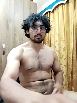 Apolo Men online show from February 26, 2026, 5:06 am