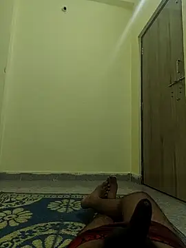 Romantic boy143 online show from June 9, 2026, 6:52 pm