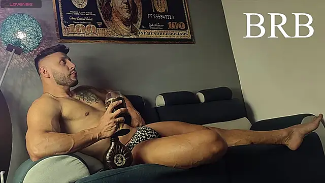 williamparra55 online show from March 26, 2026, 1:06 pm