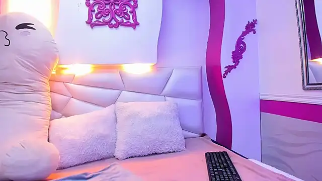 Snapshot of Keiry_Paloma chatting on March 1, 2026, 4:53 pm Keiry Paloma online show from March 1, 2026, 4:53 pm