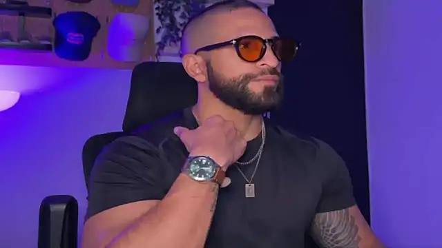 SamDornan51 online show from April 5, 2026, 1:03 am