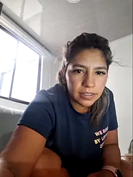 Snapshot of Ambar_Cortes chatting on February 12, 2026, 9:21 pm Ambar Cortes online show from February 12, 2026, 9:21 pm