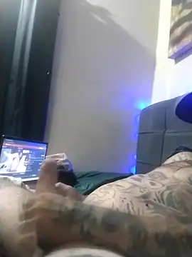 Snapshot of Focatattoo chatting on February 7, 2026, 12:42 pm Focatattoo online show from February 7, 2026, 12:42 pm