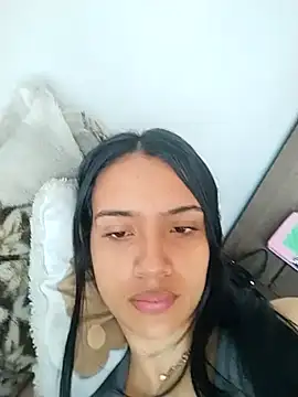 cynliu online show from May 5, 2026, 5:43 pm
