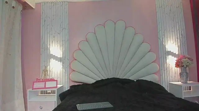 Kateemos online show from February 23, 2026, 2:03 pm