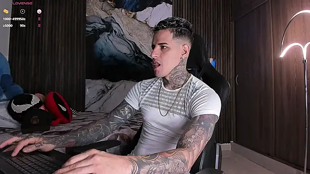 trisstann  online show from March 14, 2026, 4:34 pm