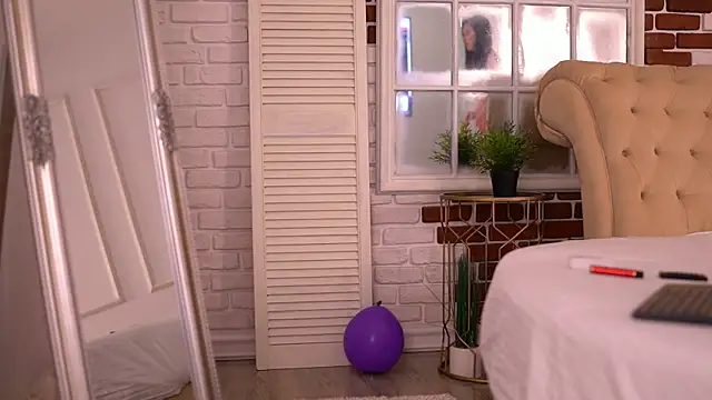 Snapshot of CindyCruse chatting on February 19, 2026, 6:20 am CindyCruse online show from February 19, 2026, 6:20 am