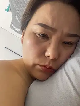 Snapshot of Youyou_12 chatting on February 7, 2026, 3:05 pm Youyou 12 online show from February 7, 2026, 3:05 pm