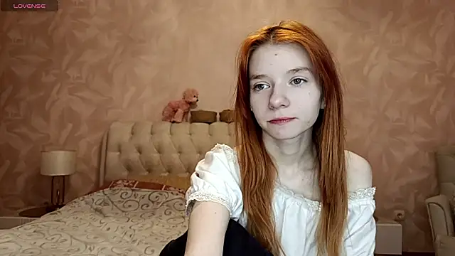 TarynPalek online show from February 25, 2026, 6:23 am