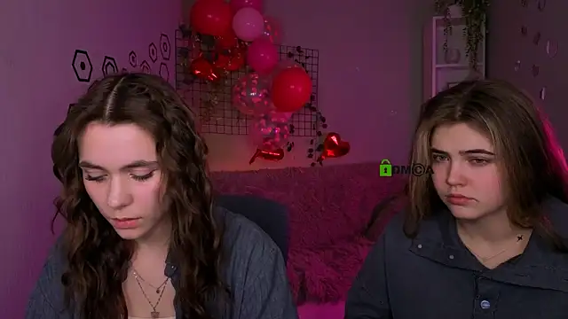 laurenmurrr online show from February 28, 2026, 11:11 am