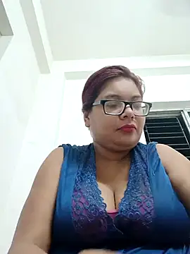Elie Hallway online show from June 24, 2026, 6:29 pm