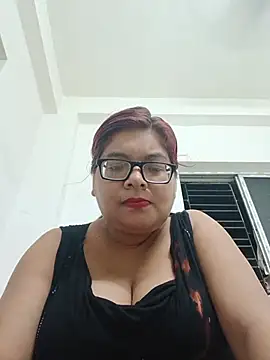 Elie Hallway online show from June 28, 2026, 6:47 pm