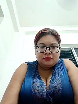 Elie Hallway online show from July 26, 2026, 6:48 pm