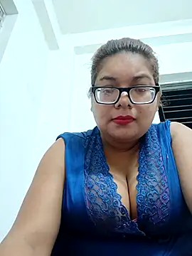 Elie Hallway online show from July 28, 2026, 6:20 pm