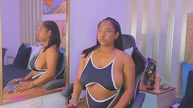 amara queen  online show from March 6, 2026, 1:07 pm