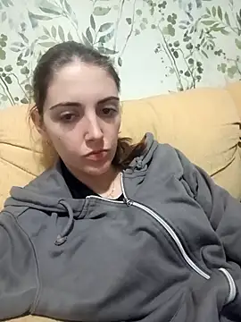 laparejaideal08 online show from February 27, 2026, 11:49 pm