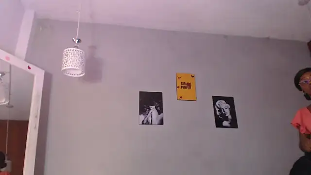 arianna rossi11 online show from March 31, 2026, 1:11 pm