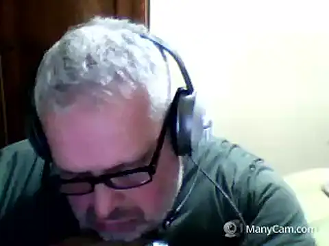 swichcassanesi online show from April 19, 2026, 8:22 pm