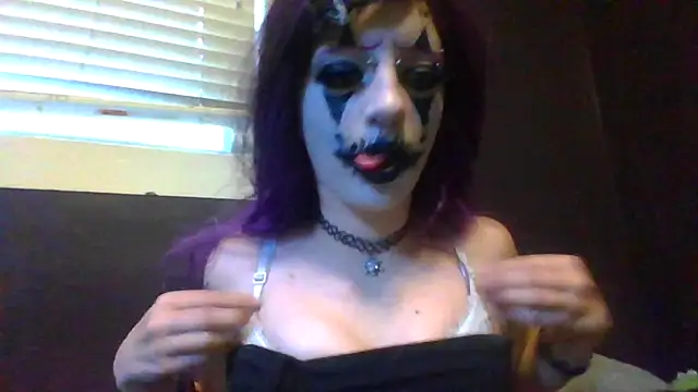 emoprincessxD online show from May 10, 2026, 10:48 pm
