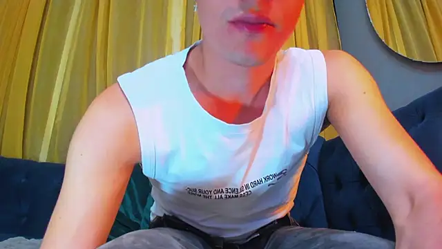 KairoBlaaze online show from February 19, 2026, 1:34 am