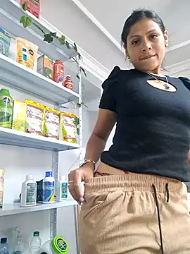 Tatianna Loove  online show from March 11, 2026, 2:56 pm