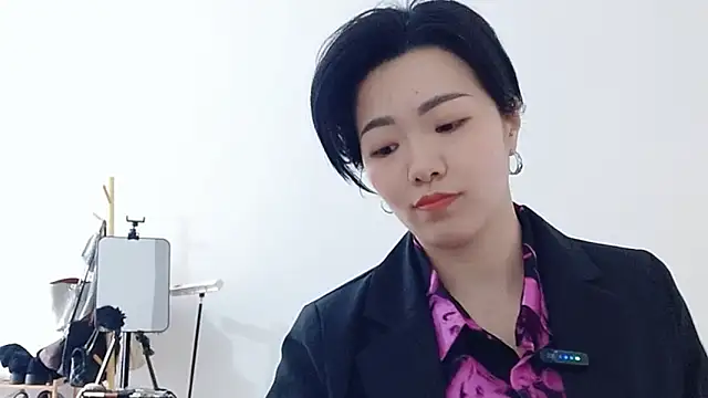 Snapshot of Nikishine chatting on February 25, 2026, 2:32 am Nikishine online show from February 25, 2026, 2:32 am