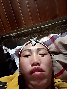 hot-luna- online show from February 7, 2026, 8:56 pm