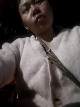 Bella-222 online show from February 5, 2026, 10:42 am