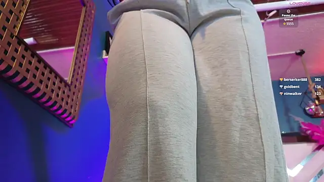 Snapshot of Ladyy_brownn chatting on February 21, 2026, 11:33 am Ladyy brownn online show from February 21, 2026, 11:33 am