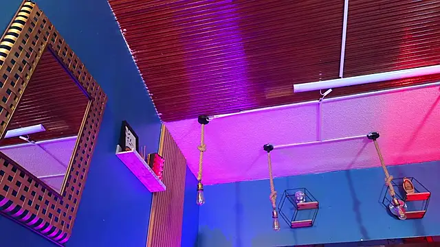 Snapshot of Ladyy_brownn chatting on February 24, 2026, 11:08 am Ladyy brownn online show from February 24, 2026, 11:08 am