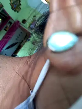 Mahira06 online show from March 28, 2026, 4:23 am