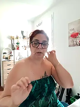 pulpeuse64 online show from March 7, 2026, 9:17 am