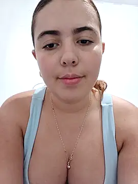 Snapshot of lyss_muller chatting on February 2, 2026, 3:44 pm lyss muller online show from February 2, 2026, 3:44 pm