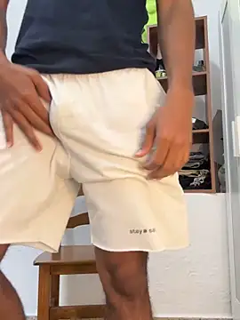 Snapshot of DavShi chatting on February 16, 2026, 4:36 pm DavShi online show from February 16, 2026, 4:36 pm